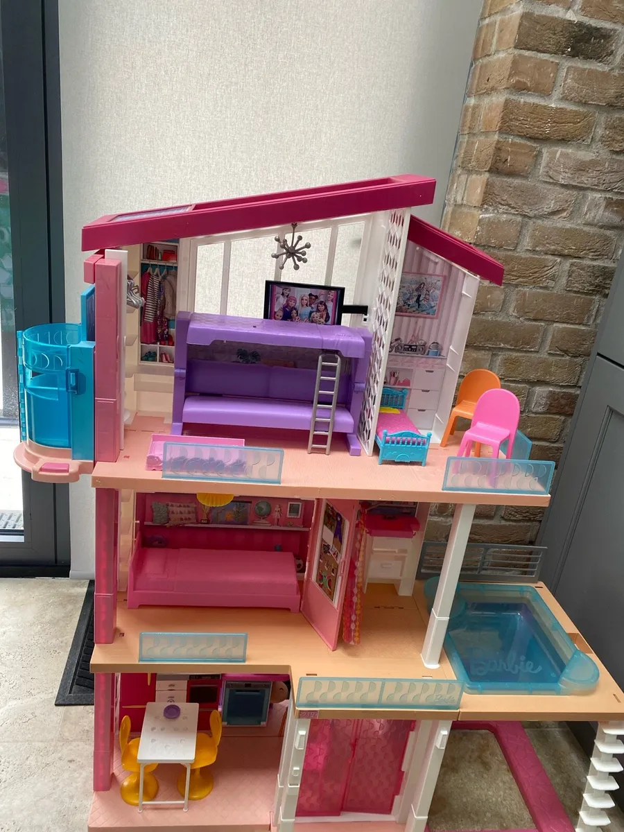 Barbie Dreamhouse - FREE TO GO - Image 1