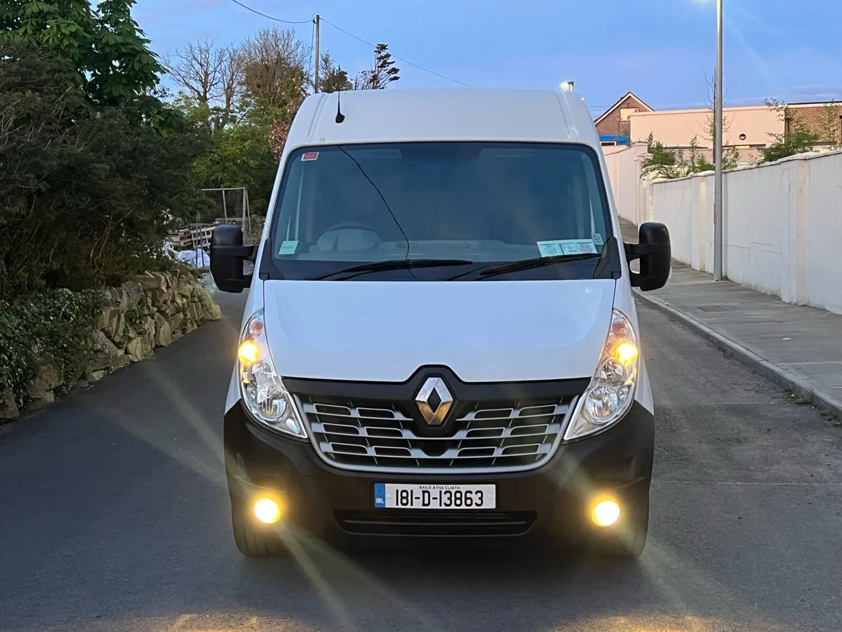 RENAULT MASTER LWB (8,900) - Image 3