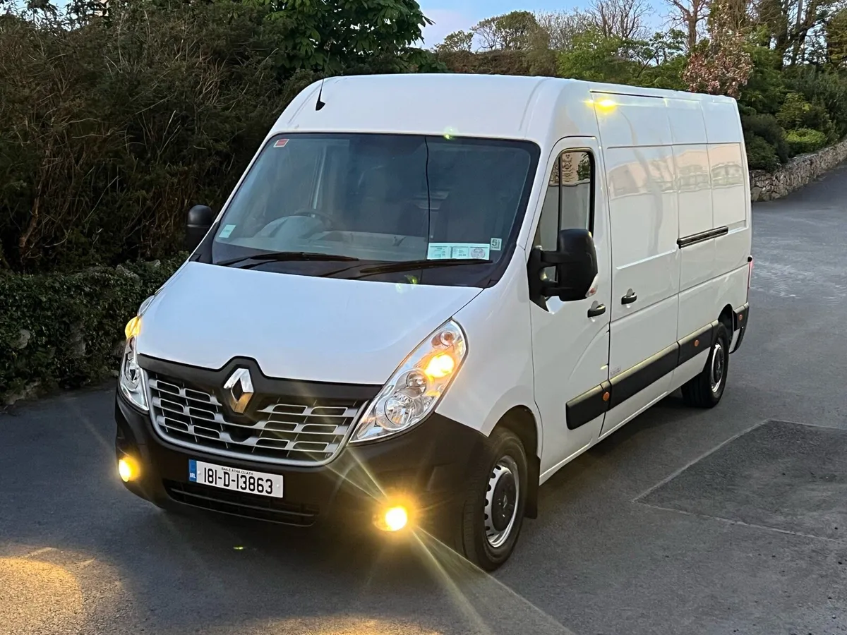 RENAULT MASTER LWB (8,900) - Image 4