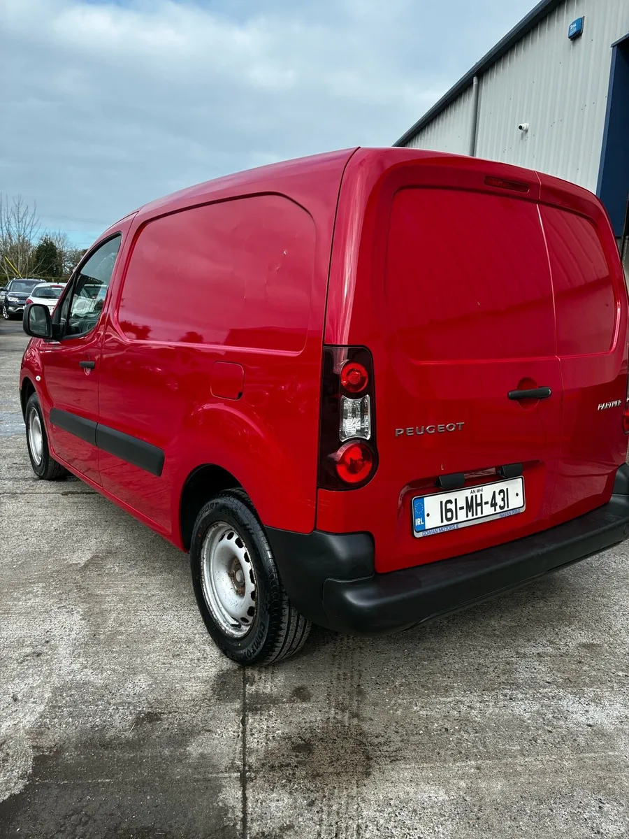 Peugeot Partner - Image 2