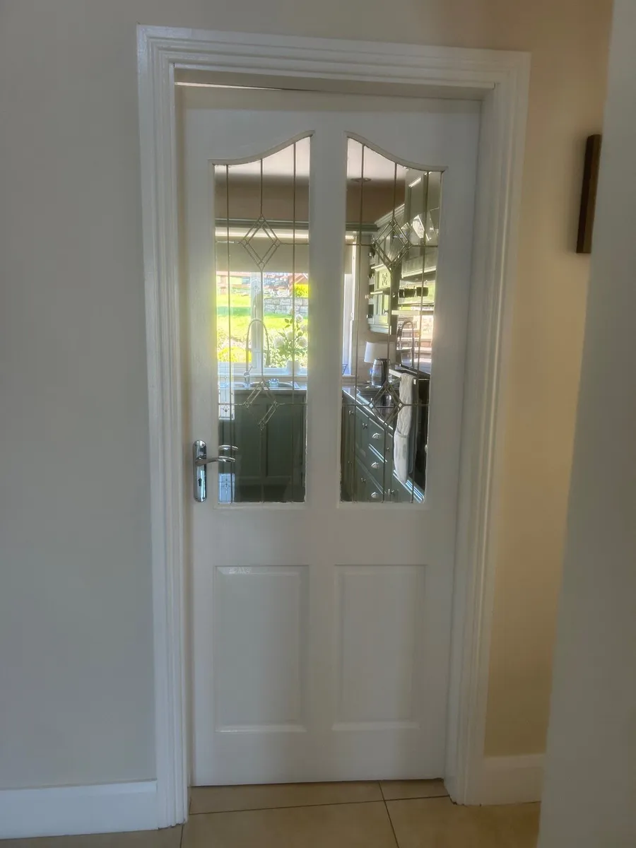 Internal doors, - Image 2
