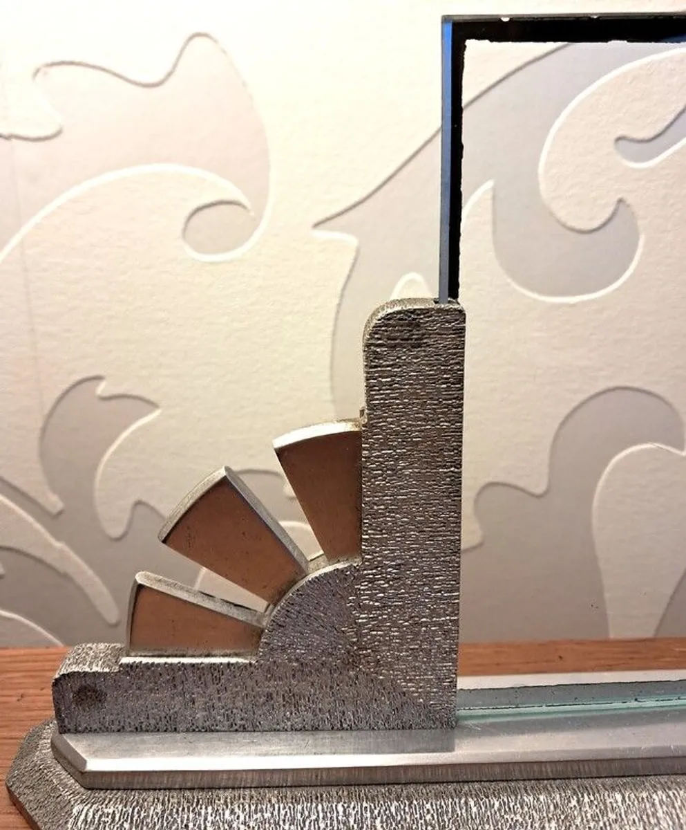 Vintage Art Deco BauhausTiered Picture Frame - Image 4