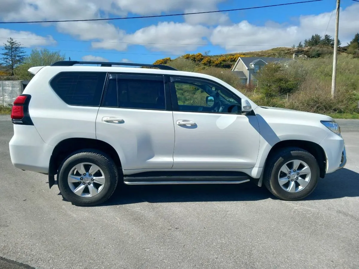 182 Toyota Landcruiser Business 5 Seater - Image 2