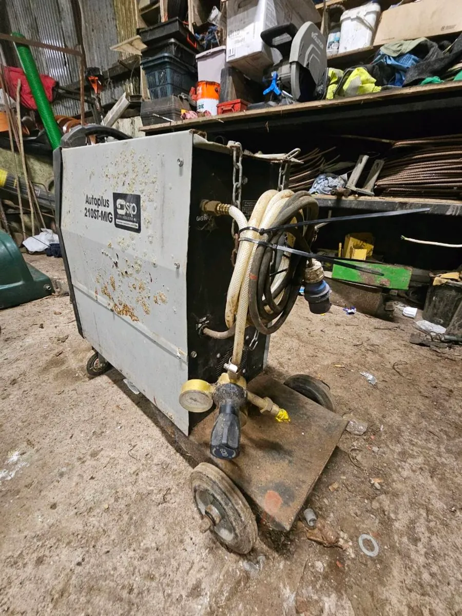 MIG Welder - Image 3