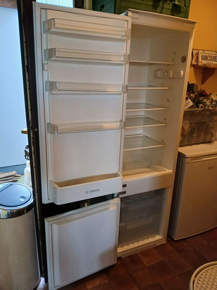 Fridge freezer - Image 4