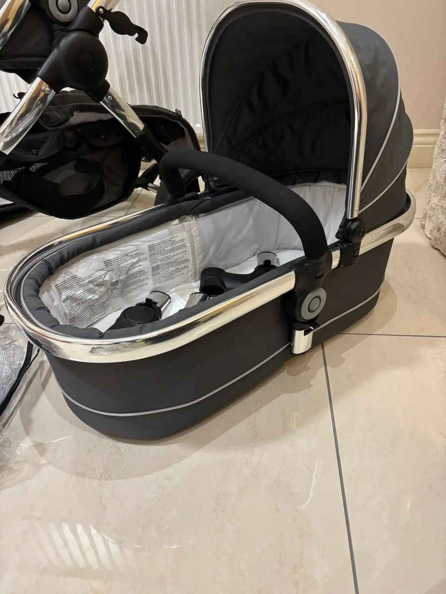I Candy Travel system - Image 3