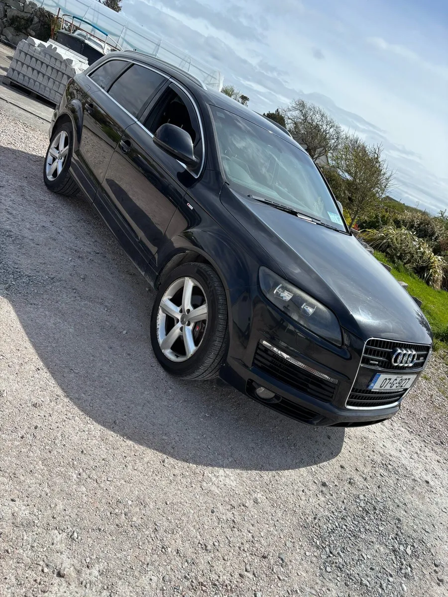 Audi Q7 Sline Quattro - Image 1