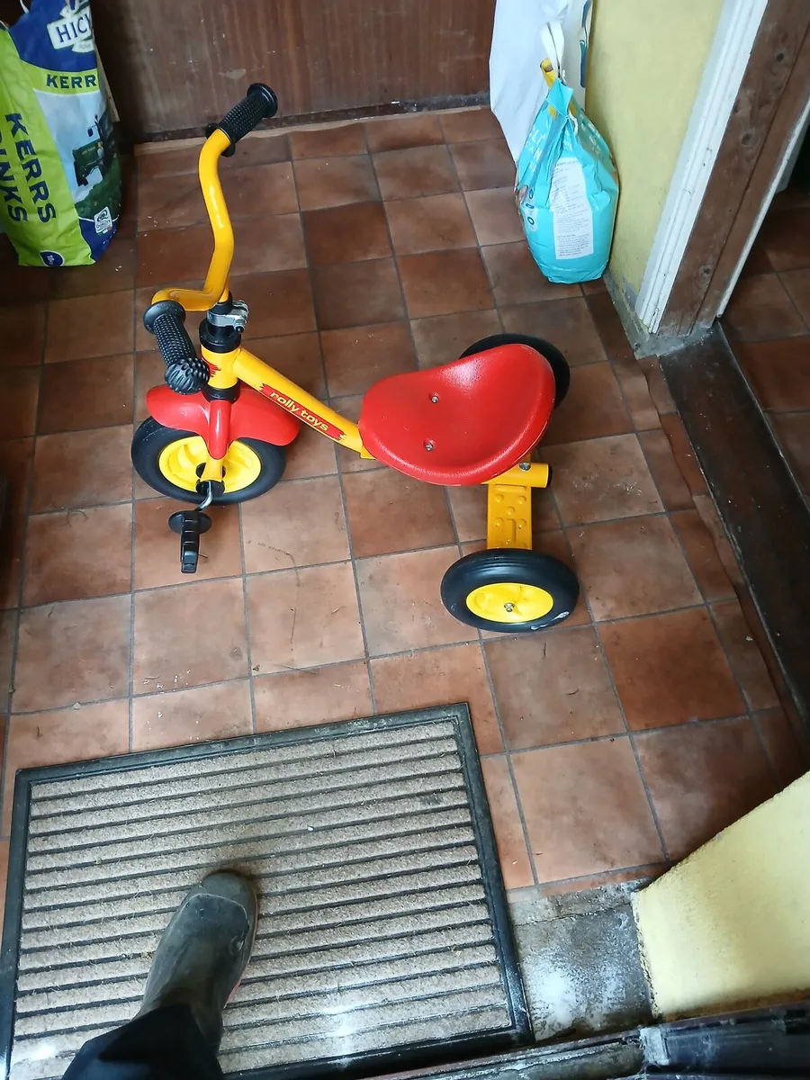 Childs  bike - Image 1