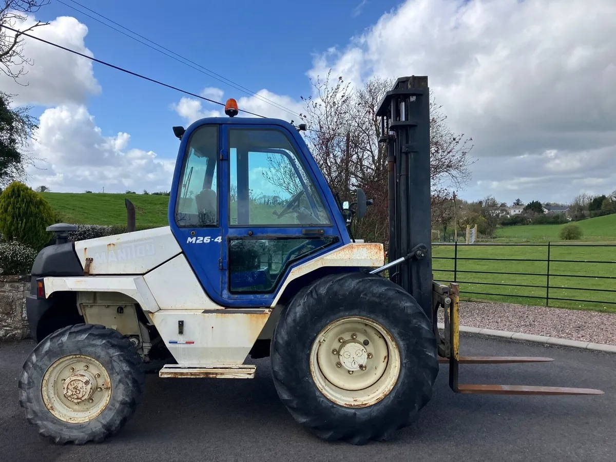 MANITOU ROUGH TERRAIN FORKLIFT - Image 1