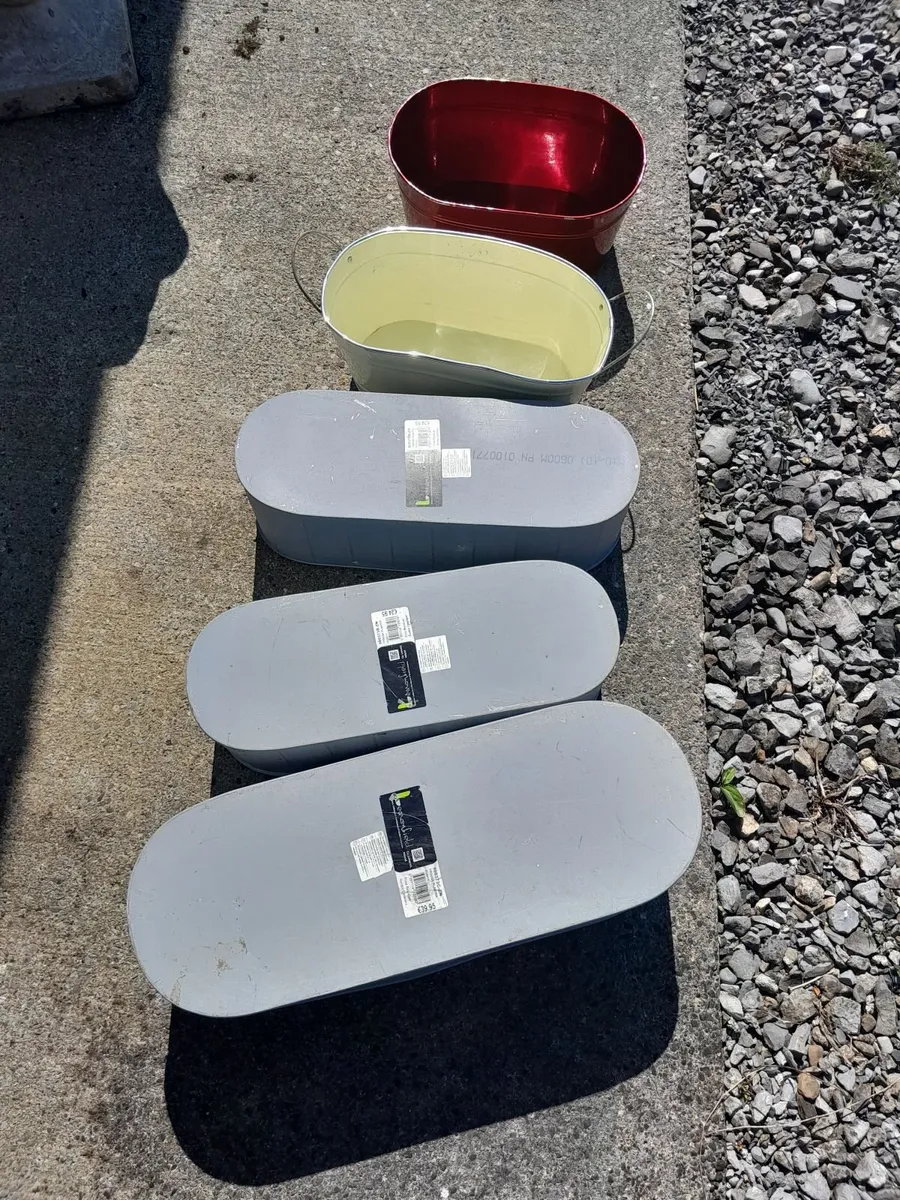 Planters - Image 4