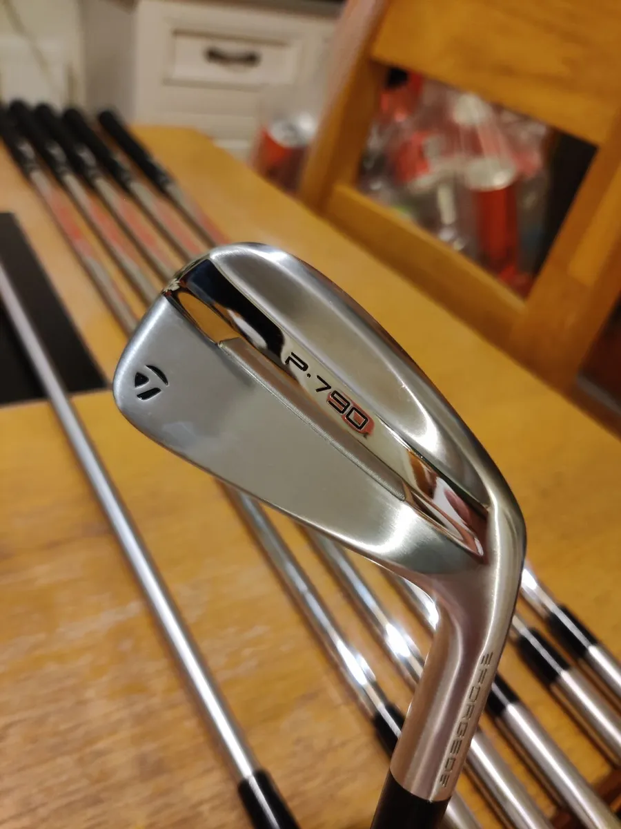 TAYLORMADE P790 irons - Image 2