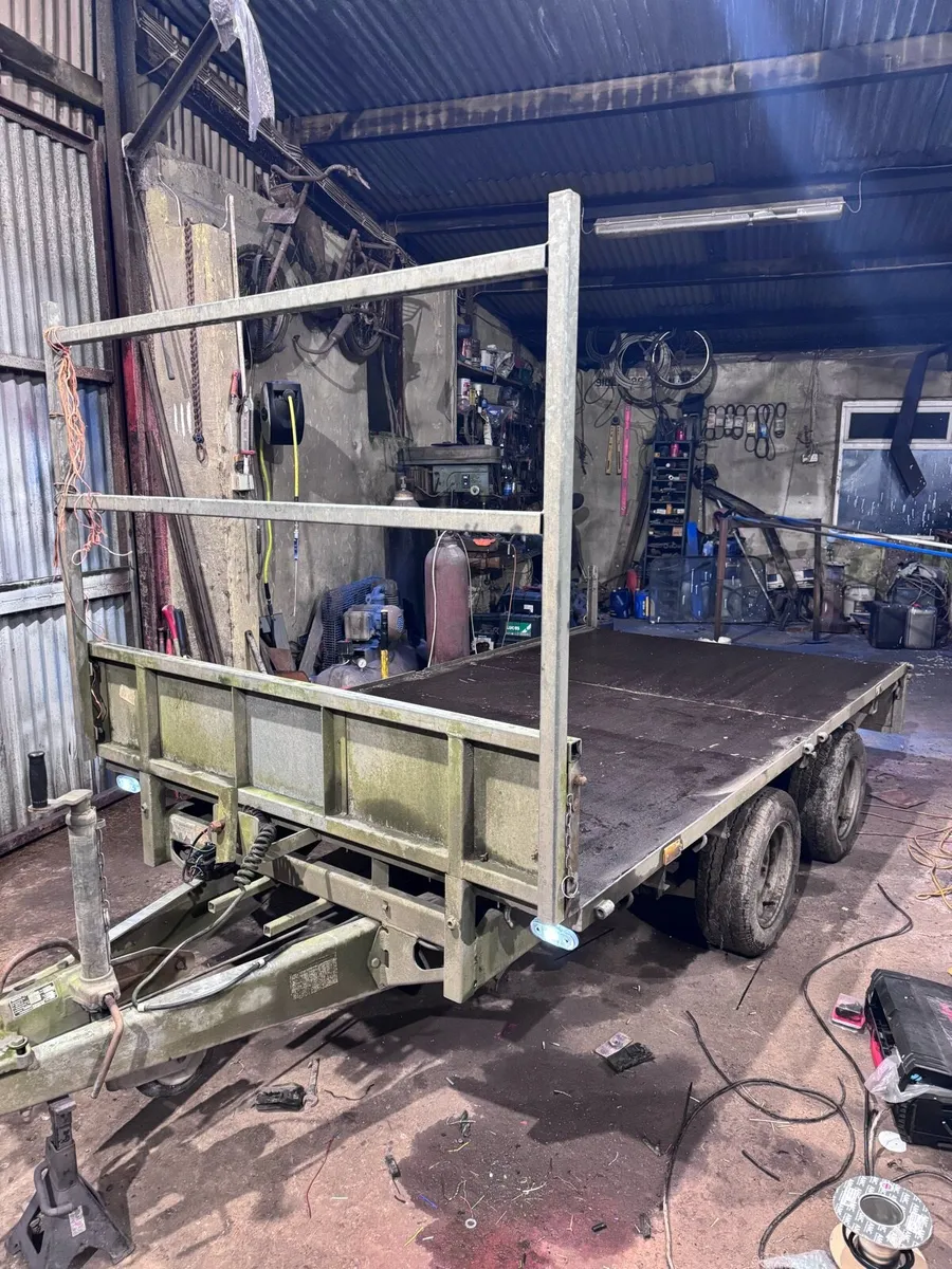Trailer Maintenance - Image 3