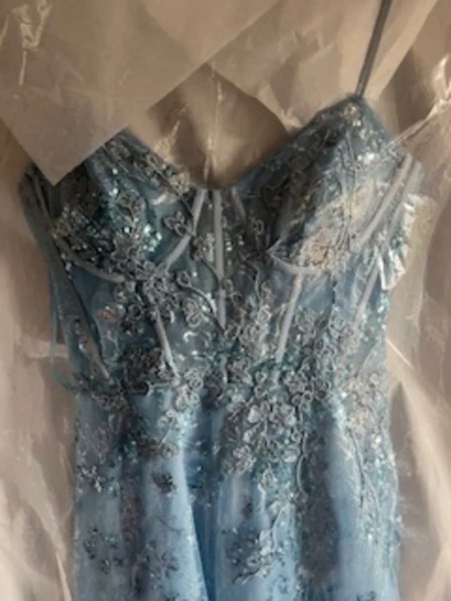 Debs dress - Image 2