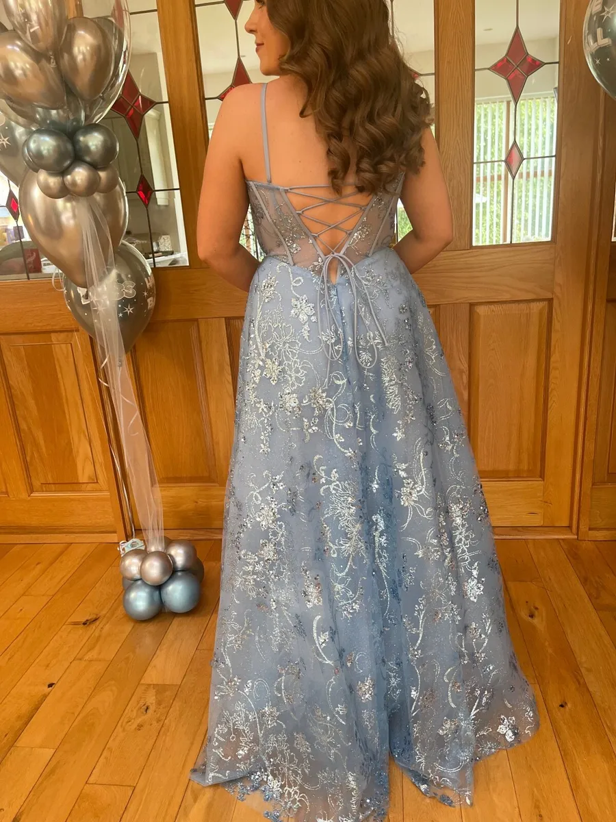 Debs dress - Image 4