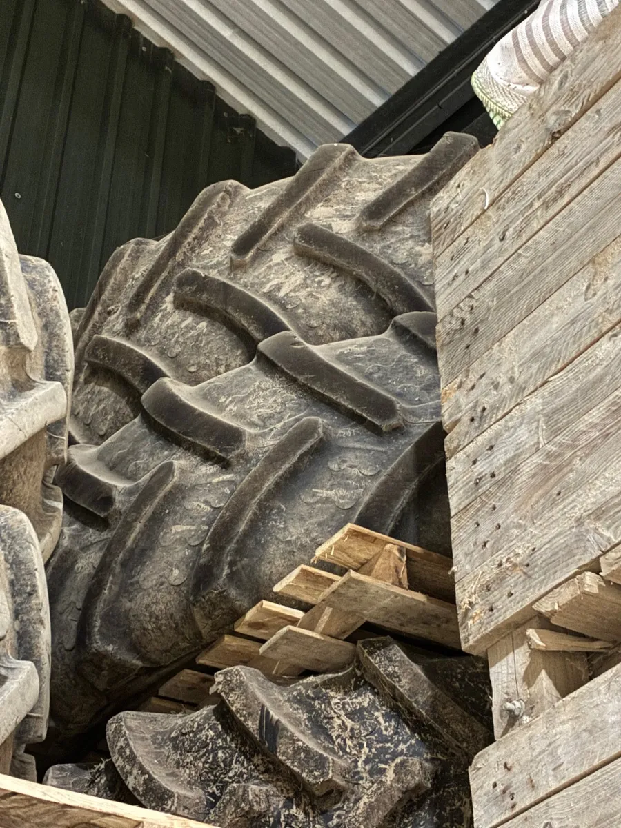 Front roller. 620/70r42 tyres - Image 1
