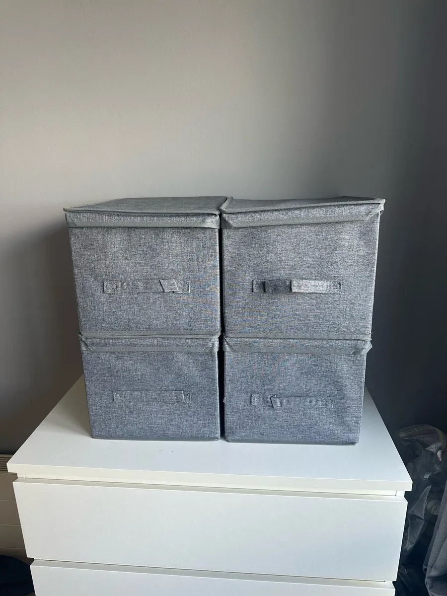6x Foldable Storage Boxes with Lid - Grey - Image 1