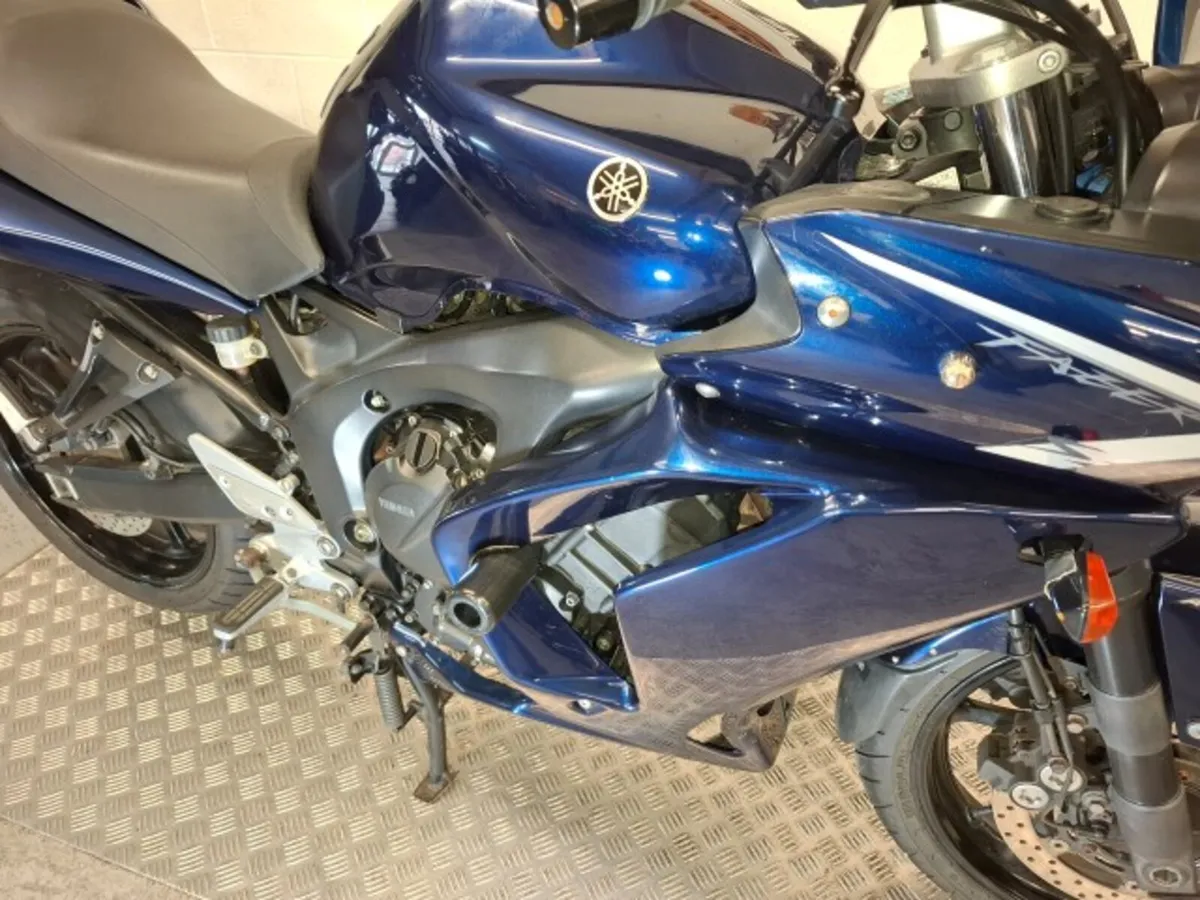 Yamaha FJ6 Fazer 2008 - Image 4