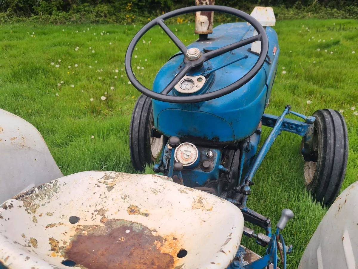 Digger and Tractor and Land-rover discovery wheels - Image 4