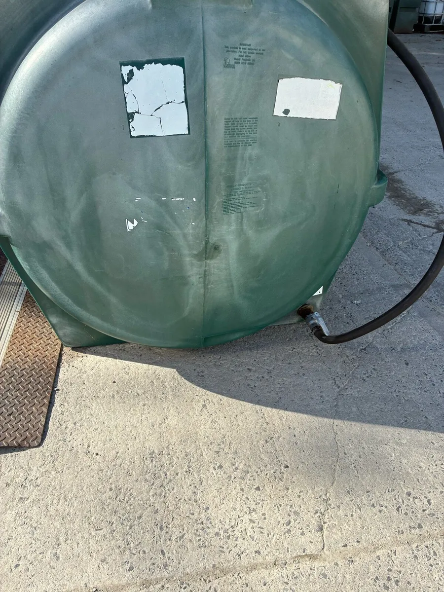 Oil tank - Image 4
