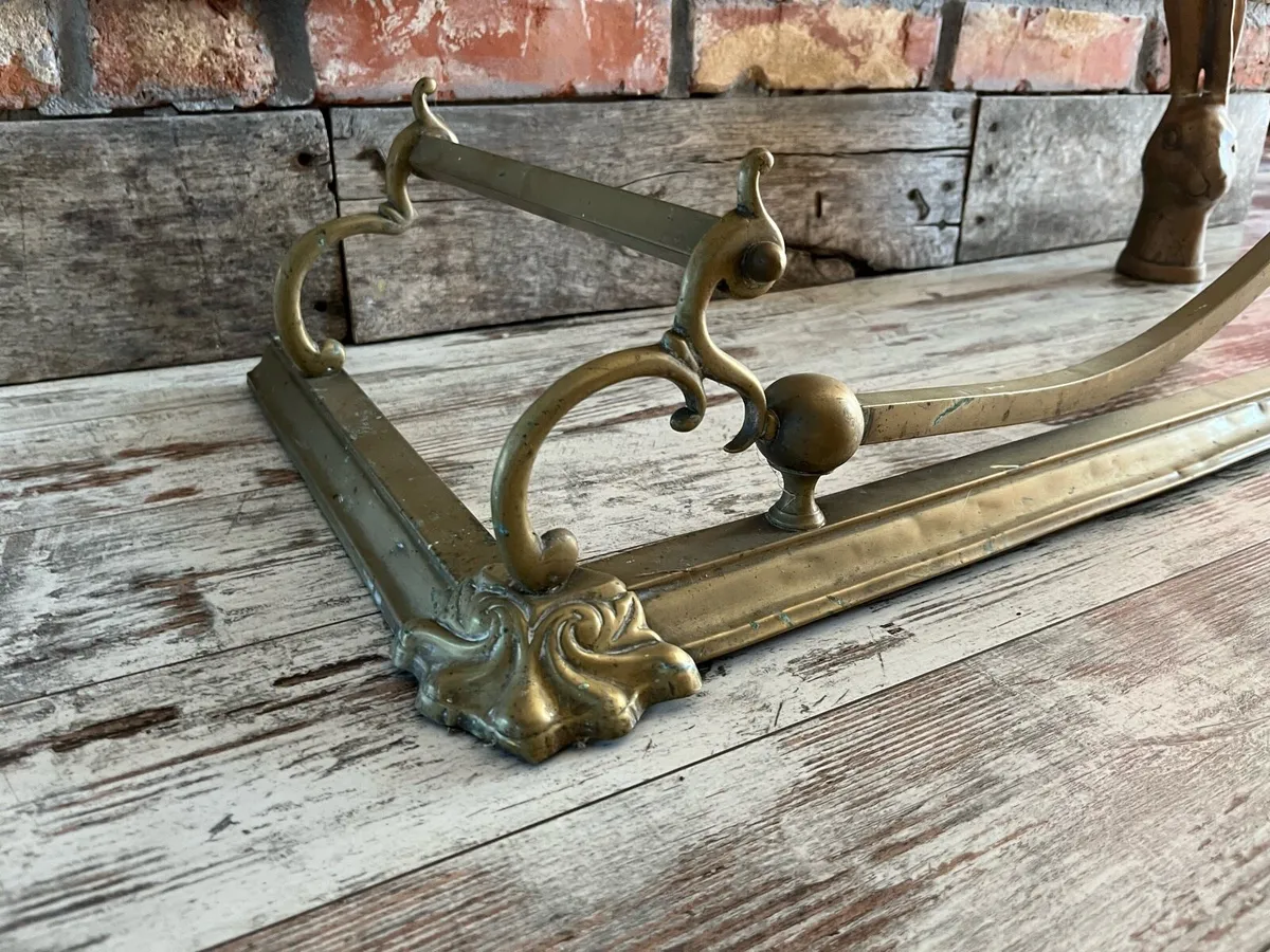 Vintage fire guard - Image 2