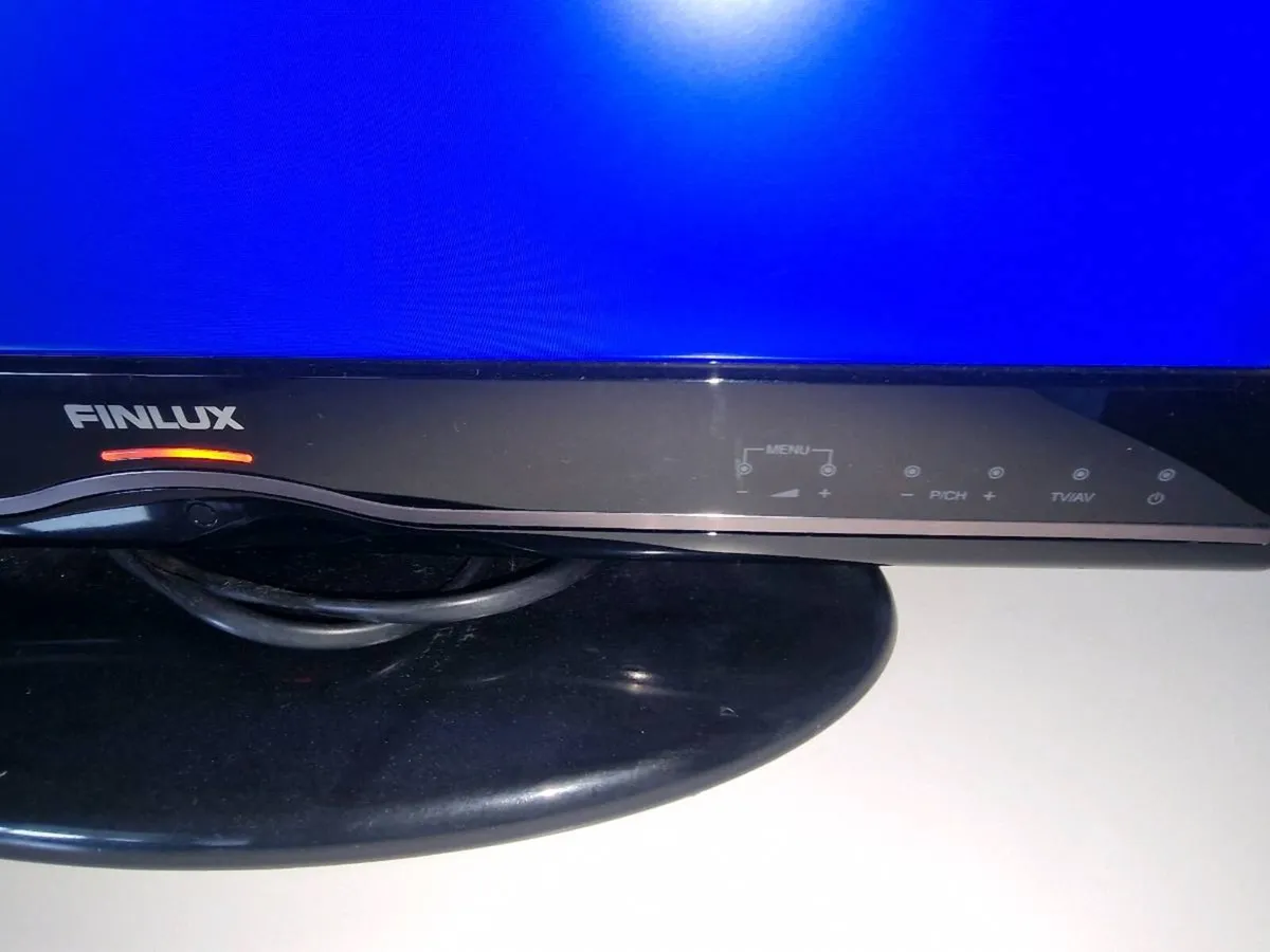 Title
19” Finlux HD TV – Ideal for Caravan/ Camper - Image 3