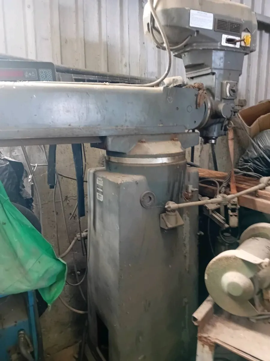 Milling machine Ajax - Image 1