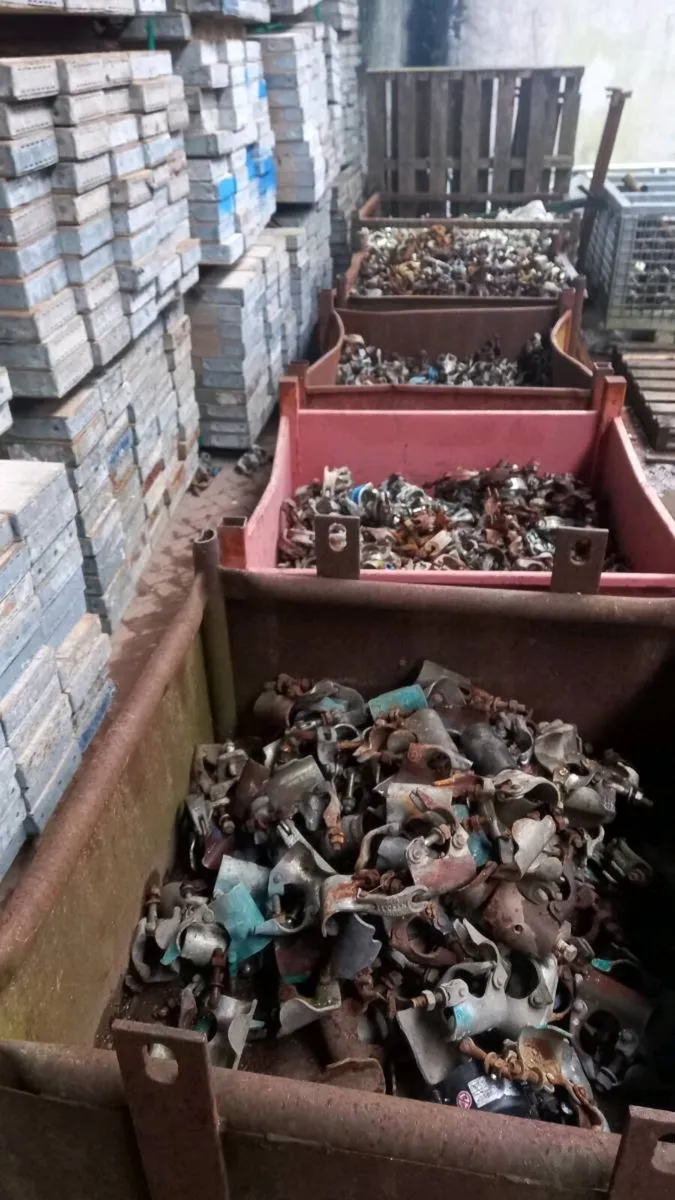 Large amount of graded Scaffolding Units - Image 4