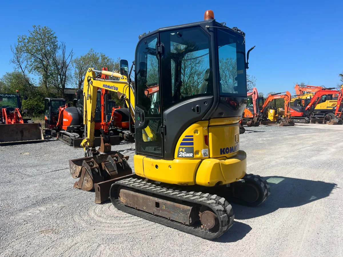 Komatsu PC26MR-5 Mini Excavator - Image 3