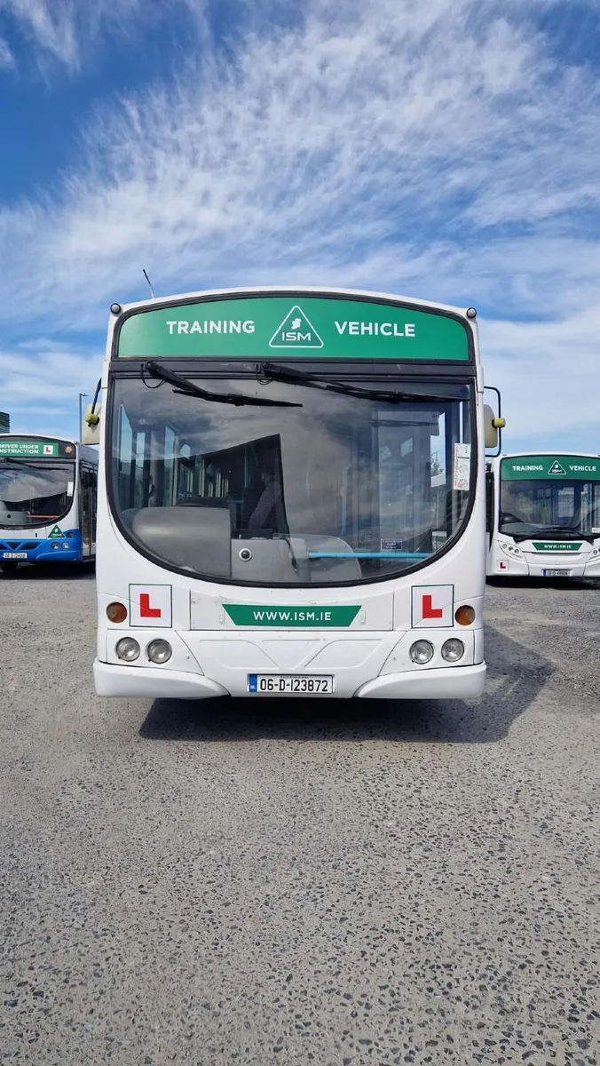 Volvo Bus 2006 - Image 2