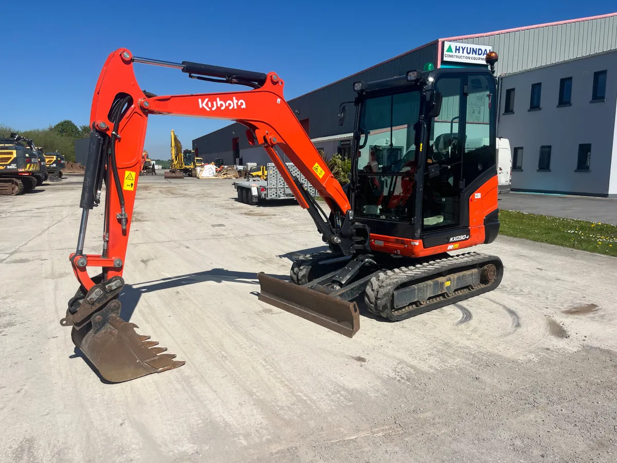 2023 Kubota KX030-4 - Image 2