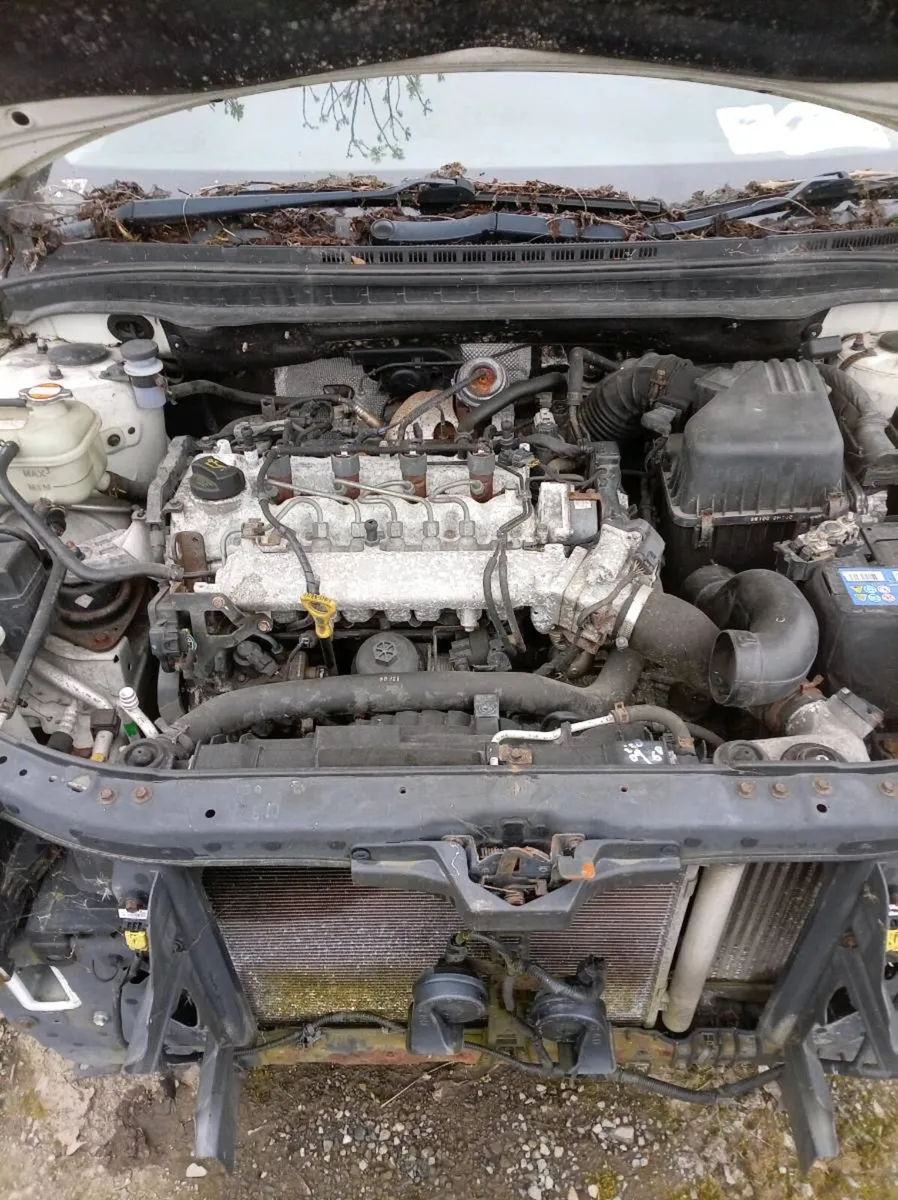 Hyundai i30 2011 breaking
