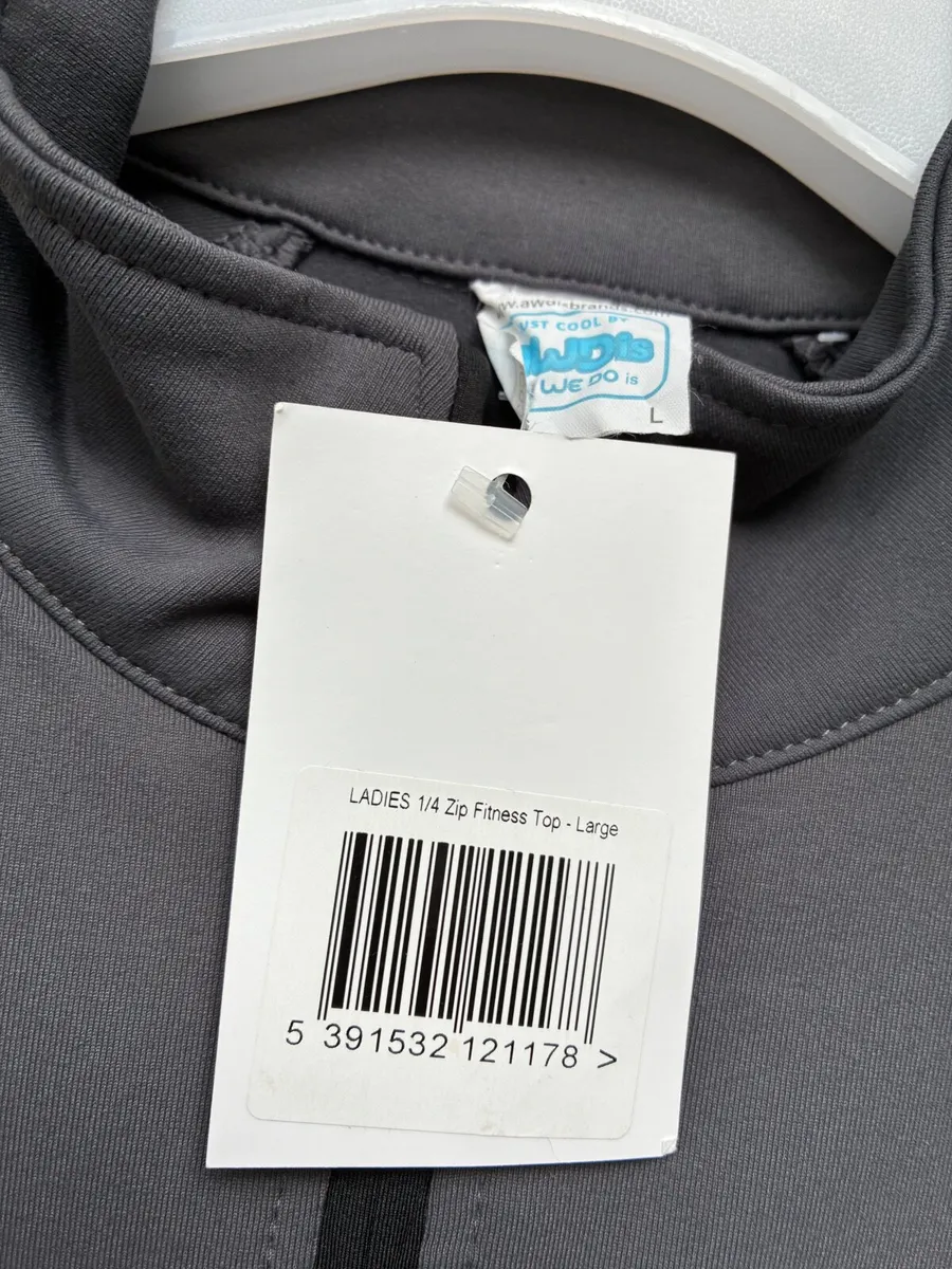 NEW Large 1/4 zip fitness top - large - Image 2