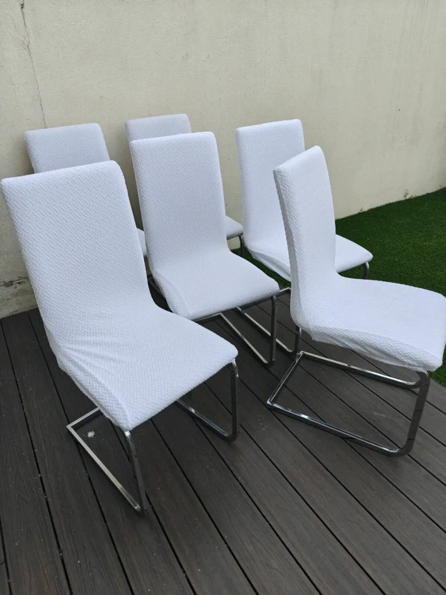 6 Free Dining Room Chairs - Image 1