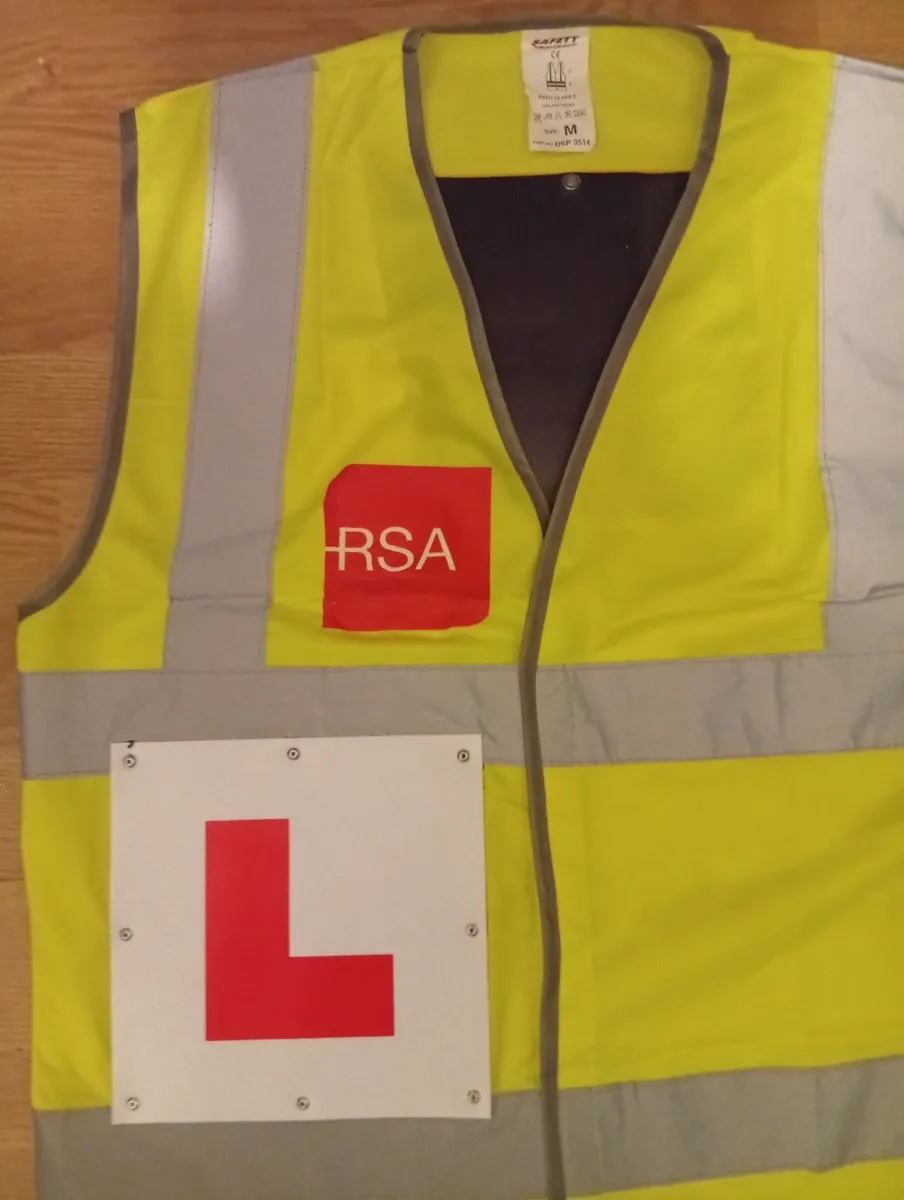 Brand New Hi-Vis Learning motorcycle scooter vest - Image 1
