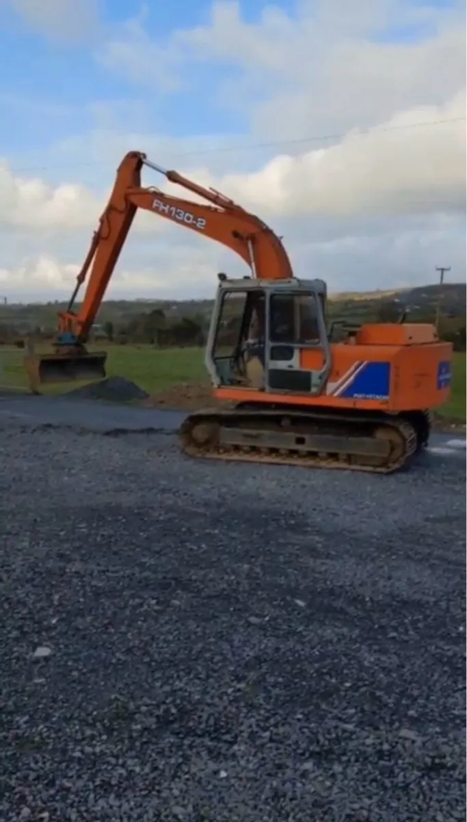 Fiat hitachi 130 - Image 1