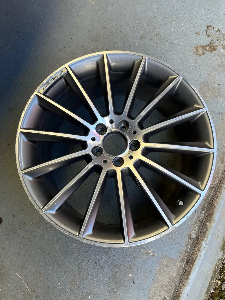 20” Mercedes amg alloys - Image 3
