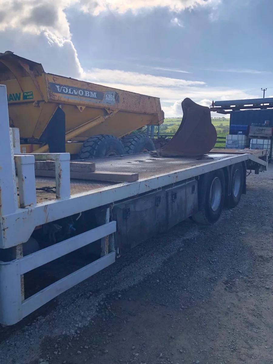 28ft plant body with cheese wedge ramps - Image 1