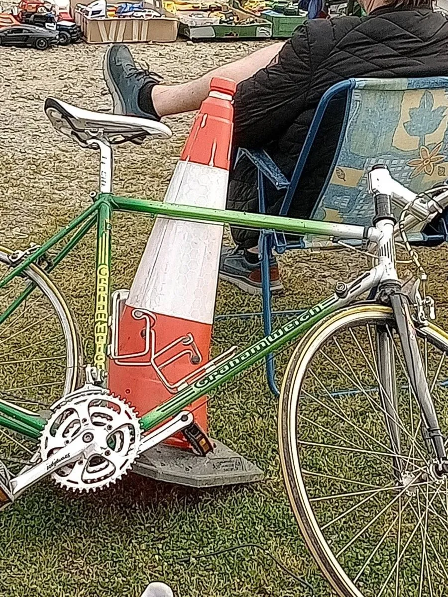 1980s racing bike - Image 1