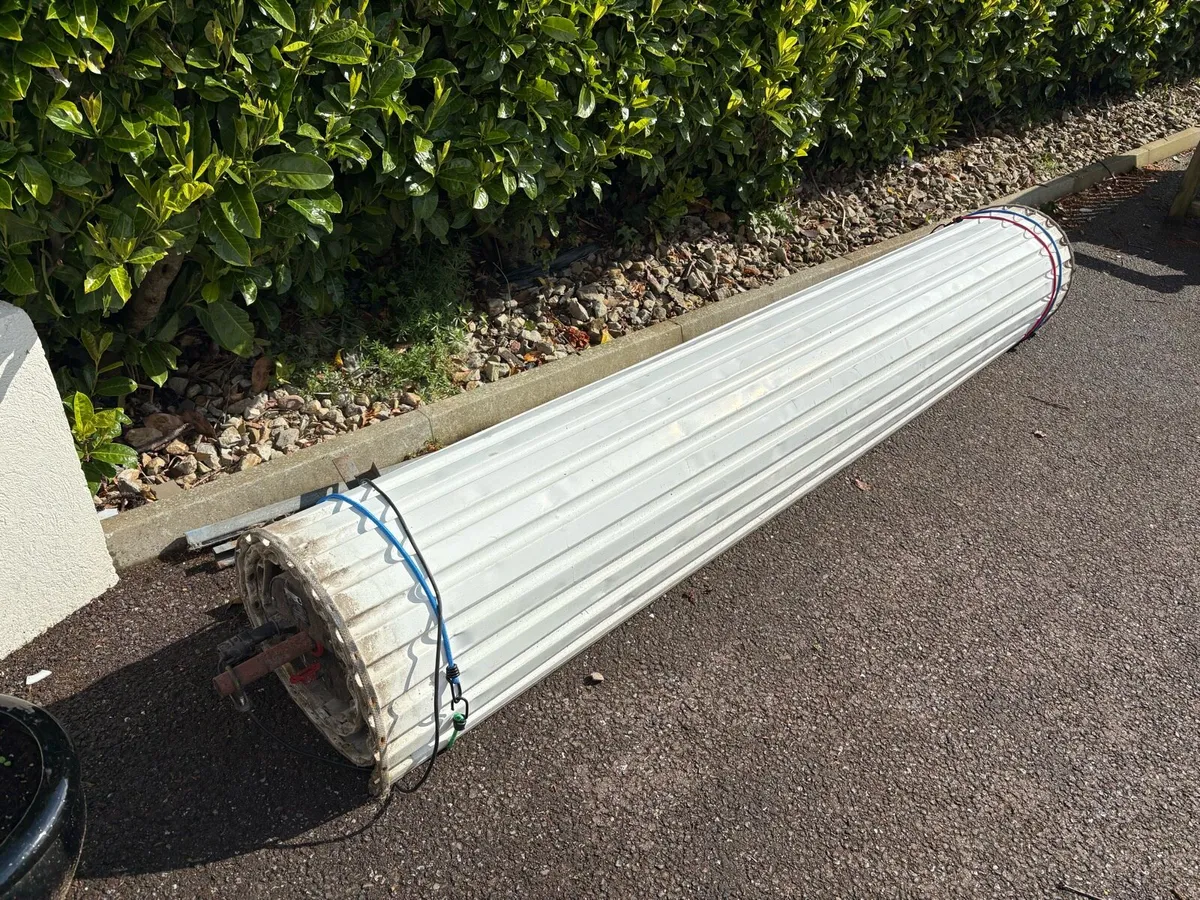 Webb Roller Garage Door - Image 2