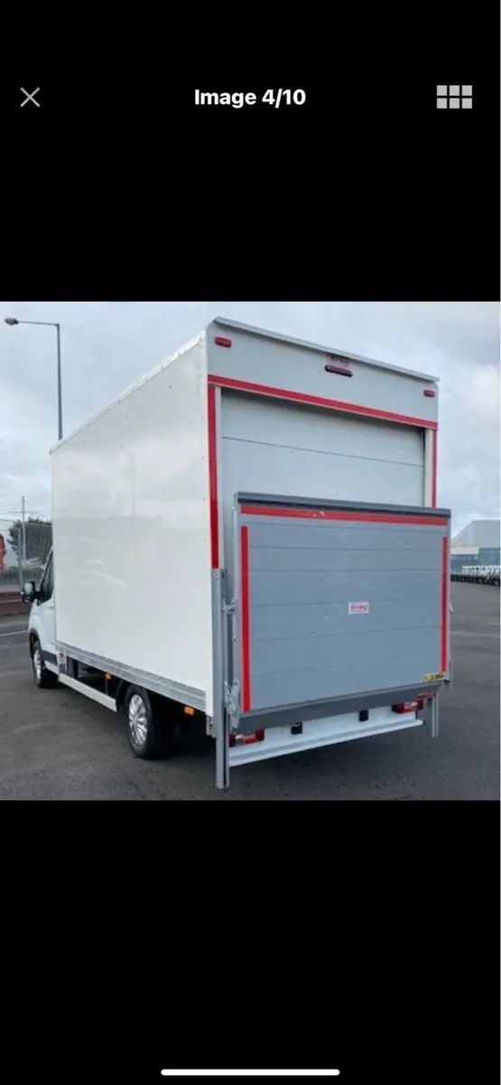MAN WITH A VAN TAIL LIFT - Image 4