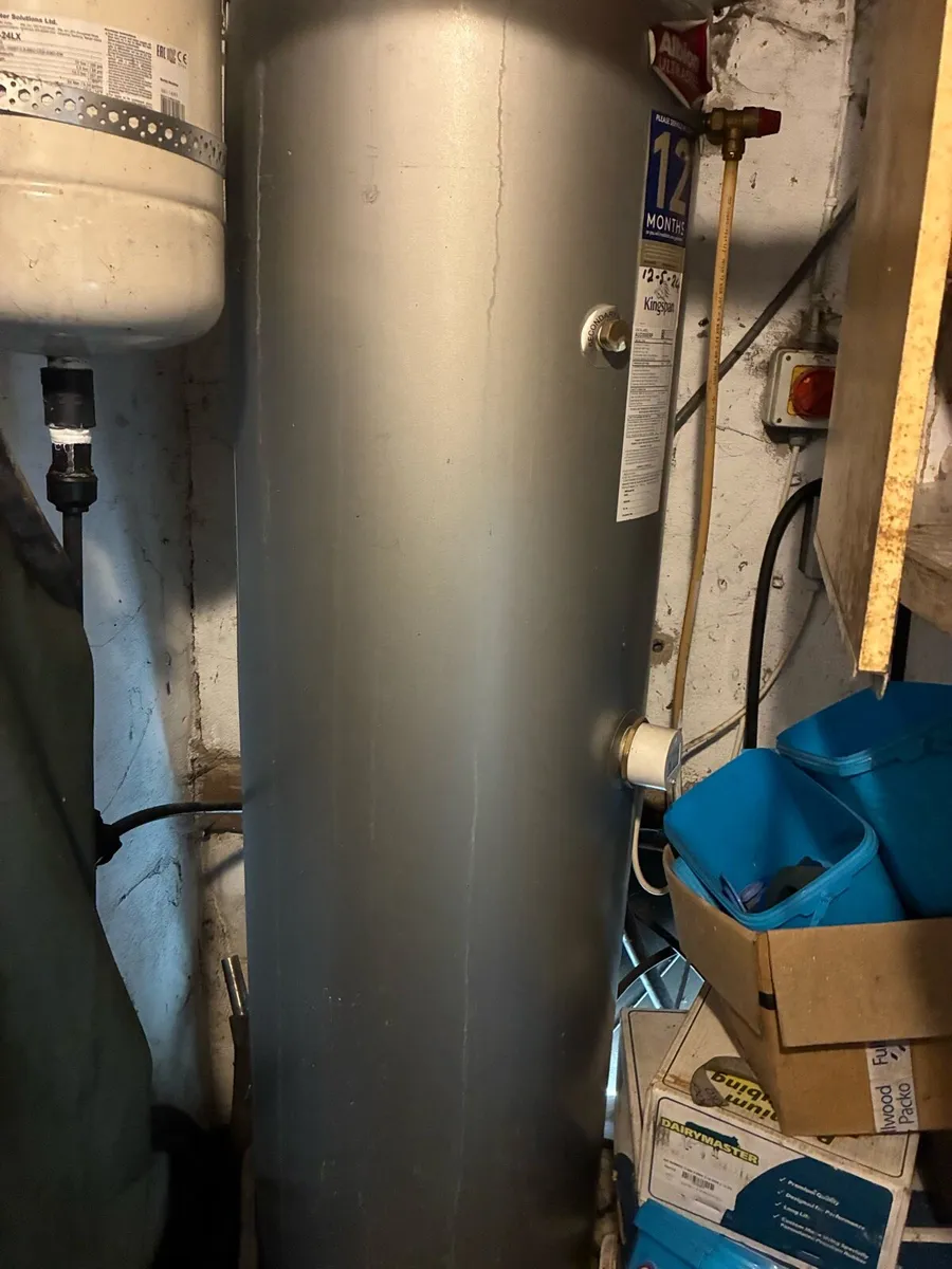 Kingspan water heater - Image 2
