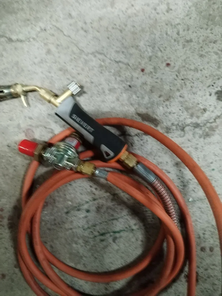 Gas torch