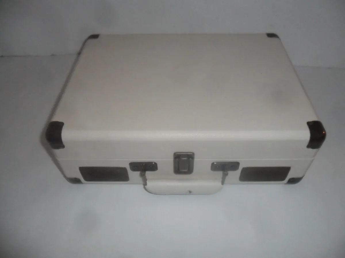 turntable - Image 4