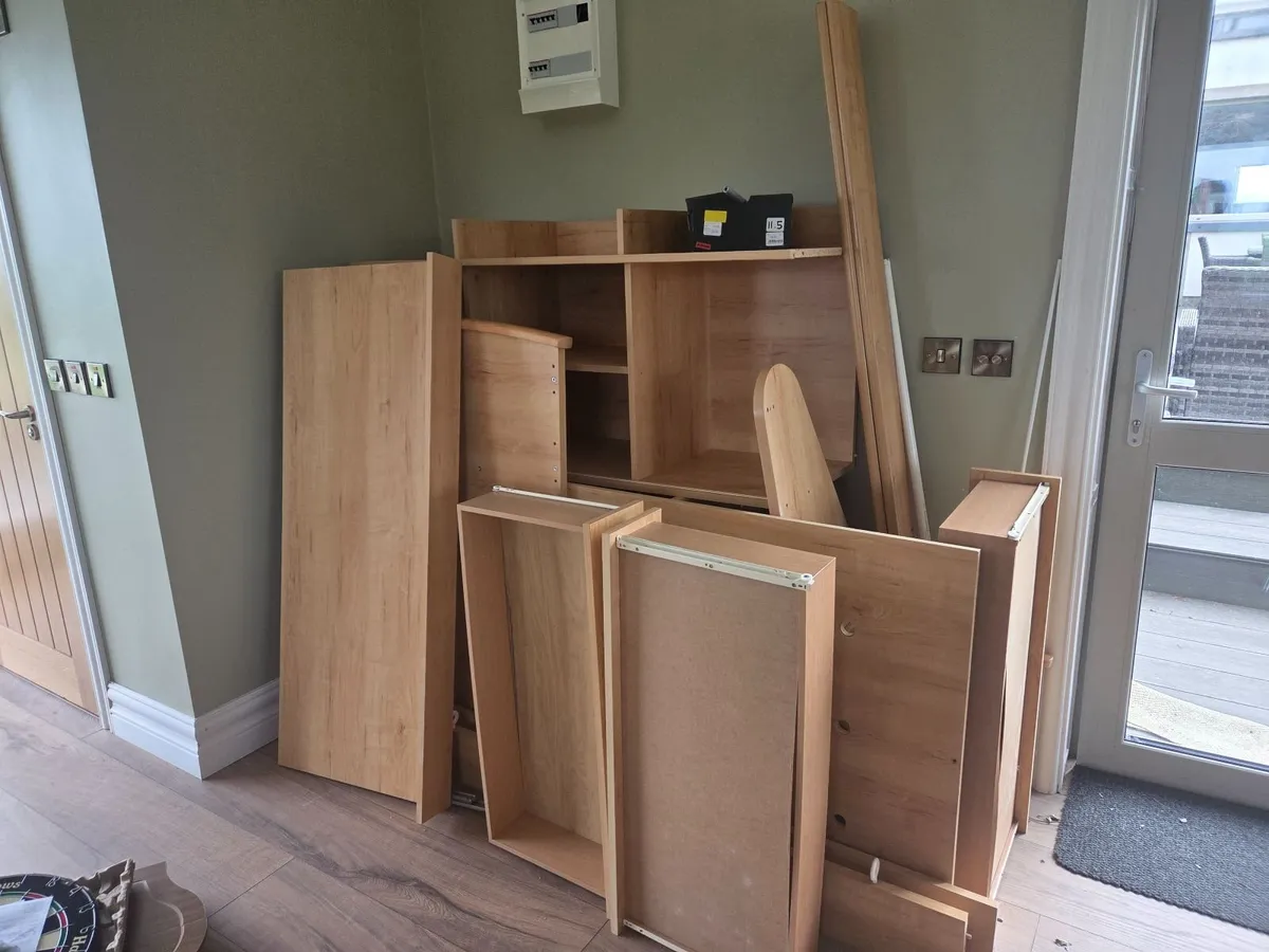 Single wooden bed with storage, pull out desk - Image 2