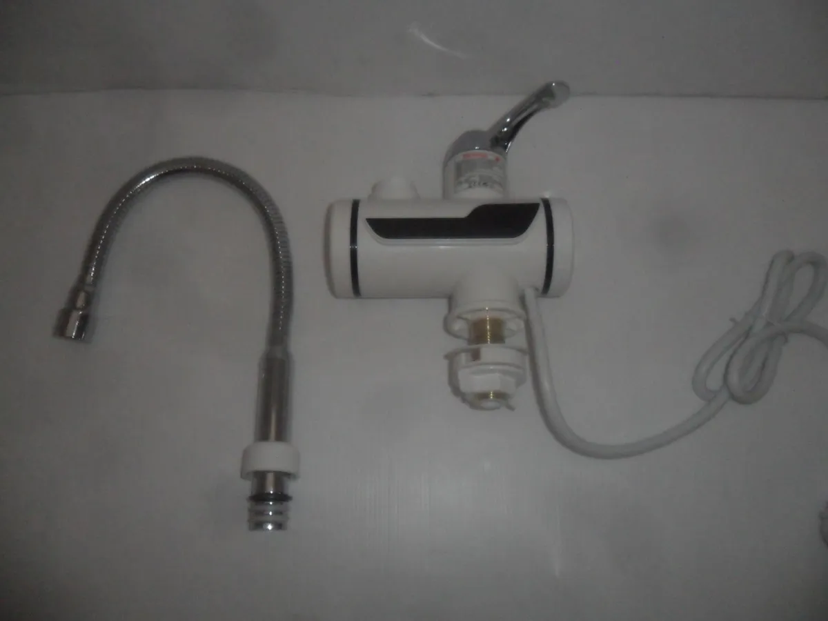 instant water heater - Image 1