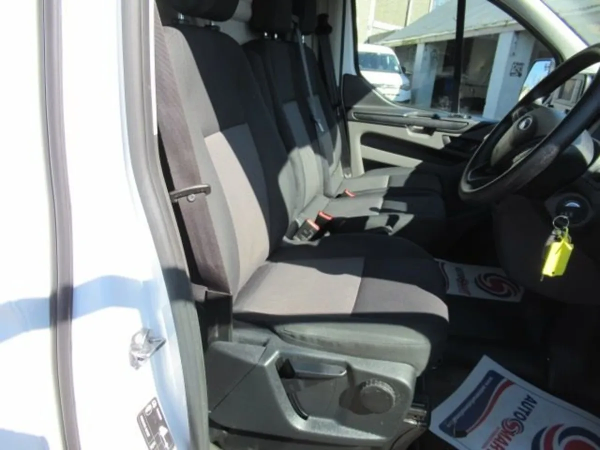 2.0 350 EcoBlue Leader LWB Diesel Manual FWD L2 Eu - Image 3