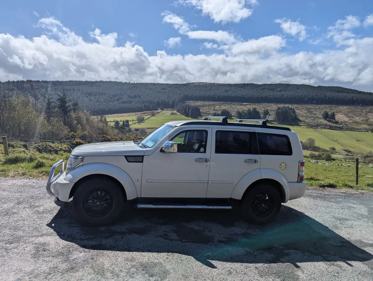 Dodge Nitro Diesel Automatic 5 seat Commercial TAX - Image 2