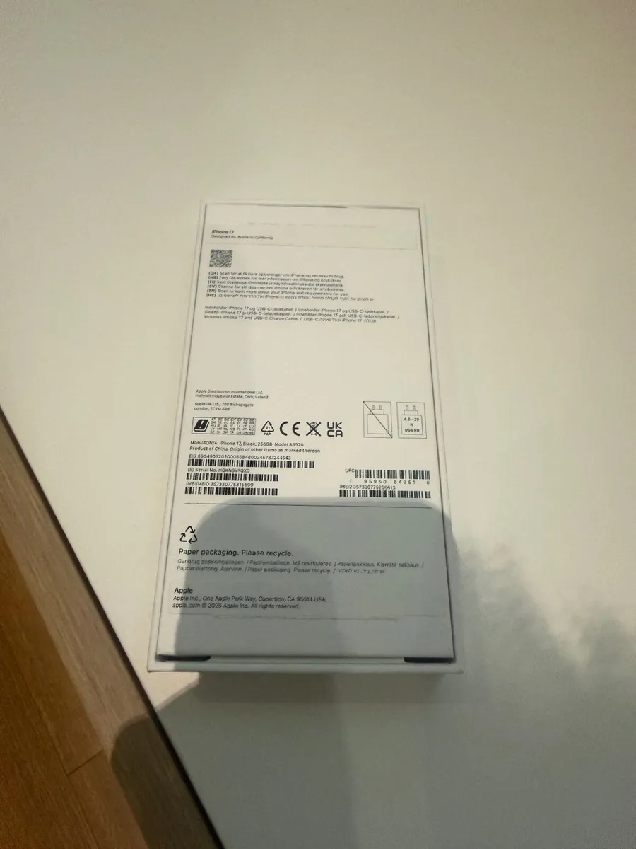 iPhone 17 256GB Black - Image 2