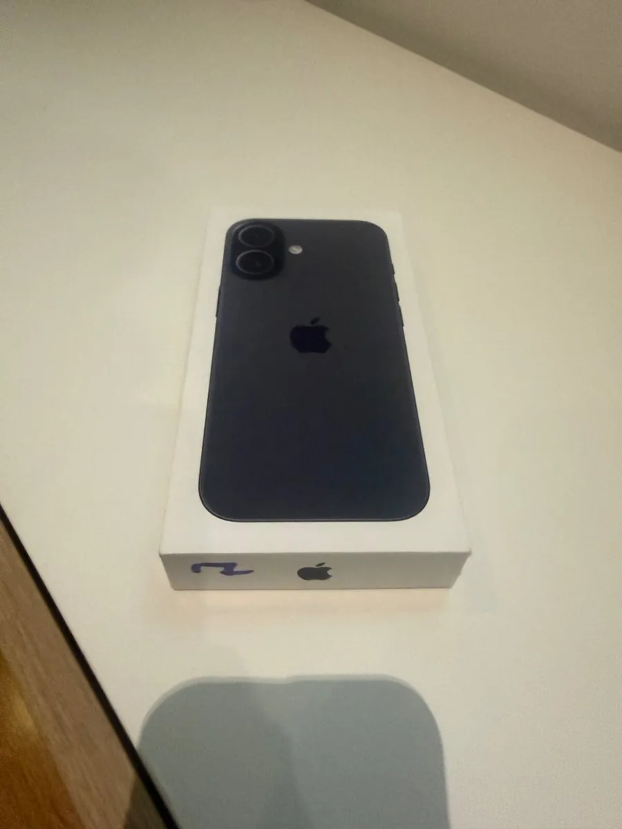 iPhone 17 256GB Black - Image 3