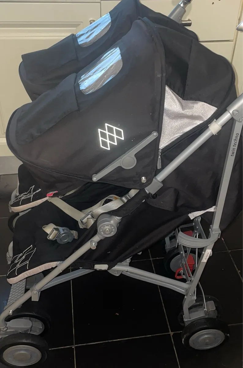 twin stroller - Image 1